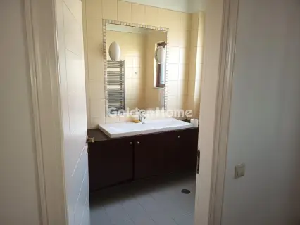 House 420m<sup>2</sup> for rent photo 12