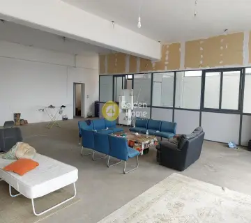 Office 150m<sup>2</sup> for rent photo 20
