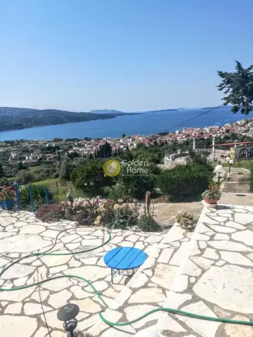 Hotel 380m<sup>2</sup> for sale photo 1