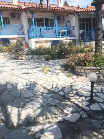 Hotel 380m<sup>2</sup> for sale photo 17