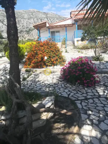 Hotel 380m<sup>2</sup> for sale photo 28