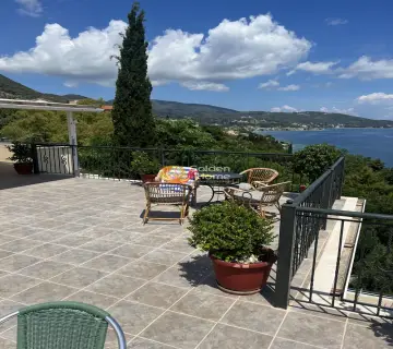 Hotel 834m<sup>2</sup> for sale photo 3