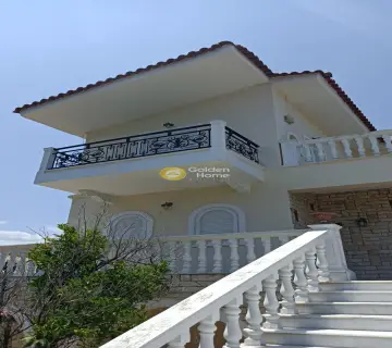 House 300m<sup>2</sup> for sale photo 8