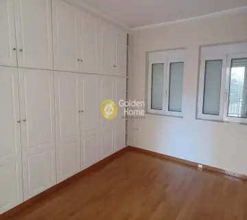 Floor Maisonette 242m<sup>2</sup> for rent photo 3754482