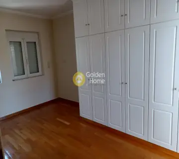 Floor Maisonette 242m<sup>2</sup> for rent photo 3754482