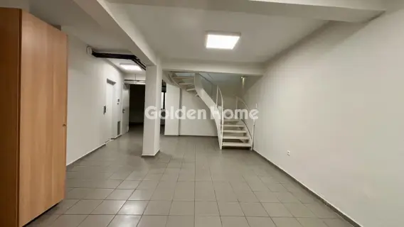 Floor Maisonette 500m<sup>2</sup> for rent photo 5534157