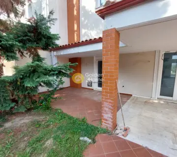 Independent Maisonette 600m<sup>2</sup> for sale photo 4