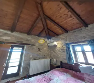 Independent Maisonette 99m<sup>2</sup> for sale photo 12