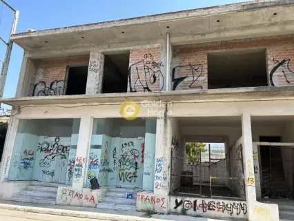 Independent Building 380m<sup>2</sup> for sale photo 1