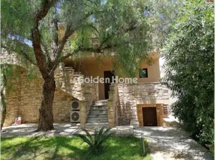 House 300m<sup>2</sup> for sale photo 5517693