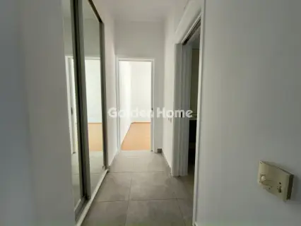 Floor Apartment 132m<sup>2</sup> for rent photo 5626293