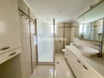 Floor Apartment 132m<sup>2</sup> for rent photo 5626294