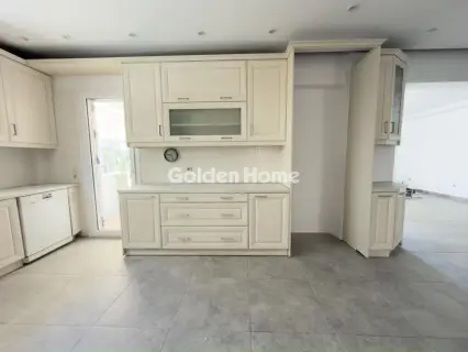 Floor Apartment 132m<sup>2</sup> for rent photo 10