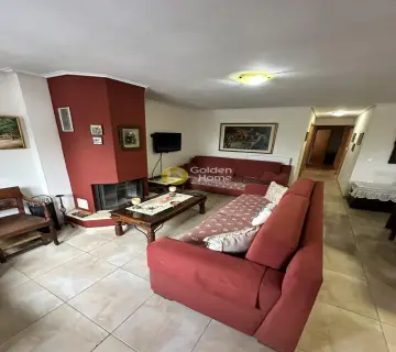 Independent Maisonette 209m<sup>2</sup> for sale photo 3869136
