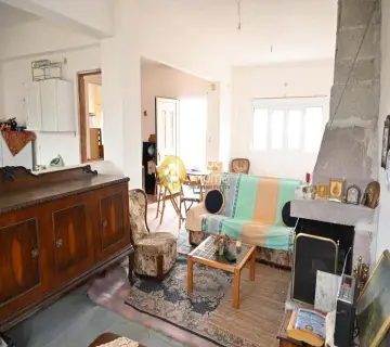 Independent Maisonette 200m<sup>2</sup> for sale photo 3