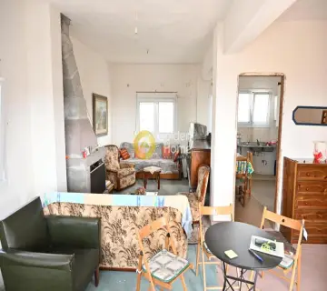Independent Maisonette 200m<sup>2</sup> for sale photo 4