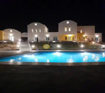 Hotel 600m<sup>2</sup> for sale photo 2