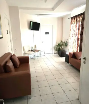 Office 80m<sup>2</sup> for rent photo 1