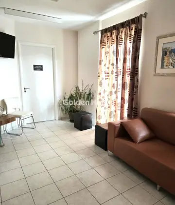 Office 80m<sup>2</sup> for rent photo 3
