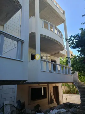 Maisonette Attached 395m<sup>2</sup> for sale photo 15