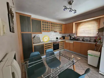 Maisonette Attached 189m<sup>2</sup> for sale photo 5