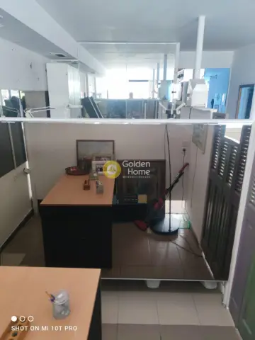 Office 75m<sup>2</sup> for rent photo 3