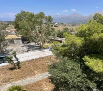 Independent Building 246m<sup>2</sup> for sale photo 3817127