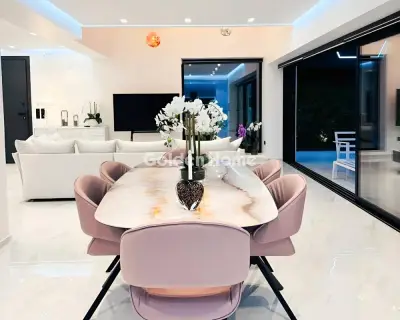 House 350m<sup>2</sup> for sale photo 8