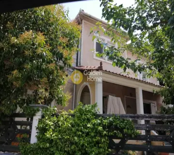复合住宅 196m<sup>2</sup> for sale photo 1