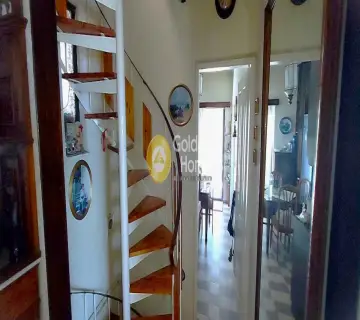 Independent Maisonette 240m<sup>2</sup> for sale photo 8