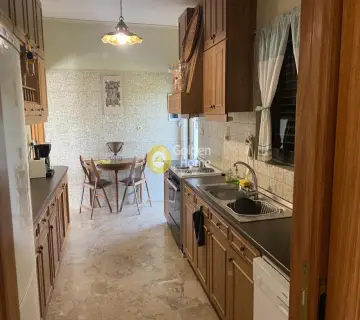 Independent Maisonette 235m<sup>2</sup> for sale photo 17