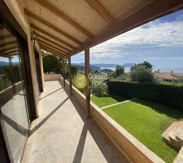 Independent Maisonette 235m<sup>2</sup> for sale photo 27