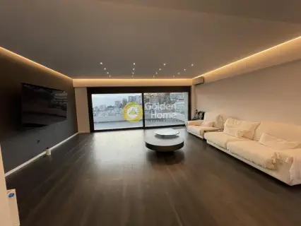 Independent Maisonette 450m<sup>2</sup> for rent photo 9