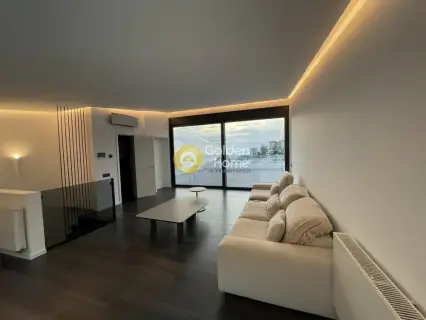Independent Maisonette 450m<sup>2</sup> for rent photo 19