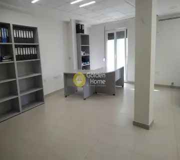 Office 100m<sup>2</sup> for rent photo 1