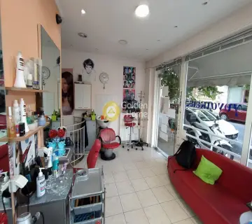 店铺 20m<sup>2</sup> for rent photo 1