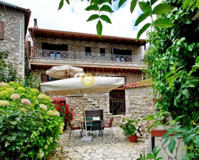 Hotel 380m<sup>2</sup> for sale photo 3869164