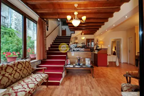 Hotel 380m<sup>2</sup> for sale photo 3869193
