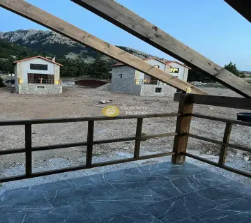 独立复式小屋 125m<sup>2</sup> for sale photo 3