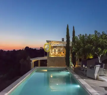 Μονοκατοικία 210τ.μ. προς πώληση φωτογραφία 2