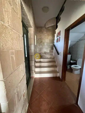House 200m<sup>2</sup> for sale photo 5