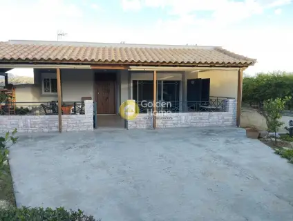 House 200m<sup>2</sup> for sale photo 3