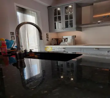 Floor Apartment 82m<sup>2</sup> for sale photo 5