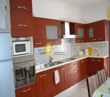 Floor Maisonette 180m<sup>2</sup> for rent photo 13