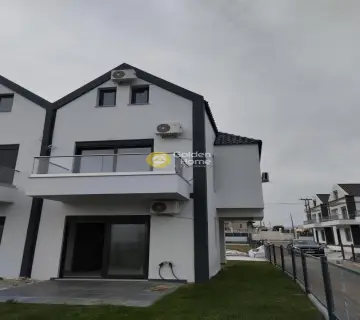 Independent Maisonette 74m<sup>2</sup> for sale photo 3945183