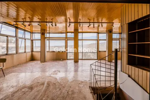 House 305m<sup>2</sup> for sale photo 20