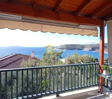 House 250m<sup>2</sup> for sale photo 2