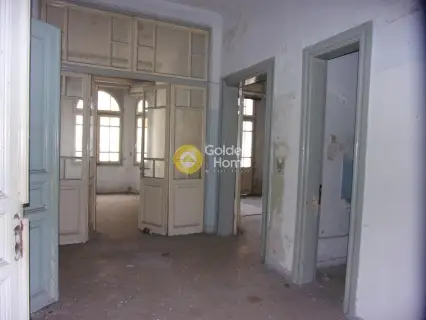 Κτίριο 700τ.μ. προς πώληση φωτογραφία 2
