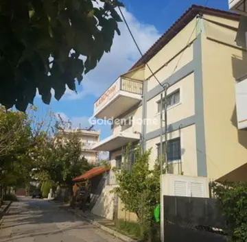 Independent Building 1100m<sup>2</sup> for rent photo 1
