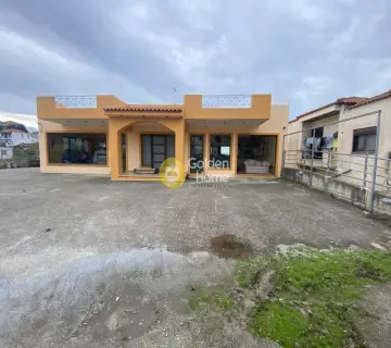 店铺 396m<sup>2</sup> for rent photo 1